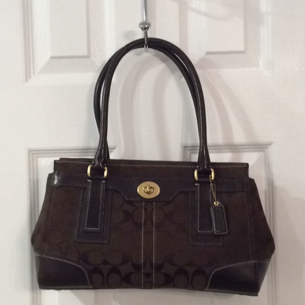 Coach Signature Purse